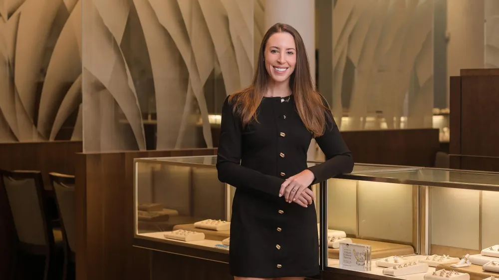 Afton Robertson-Kanne - новый байер ювелирных изделий Borsheims