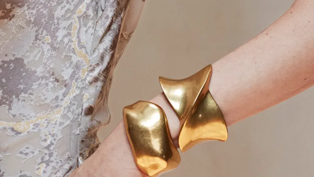 Donna Karan New York запускает ювелирную коллекцию