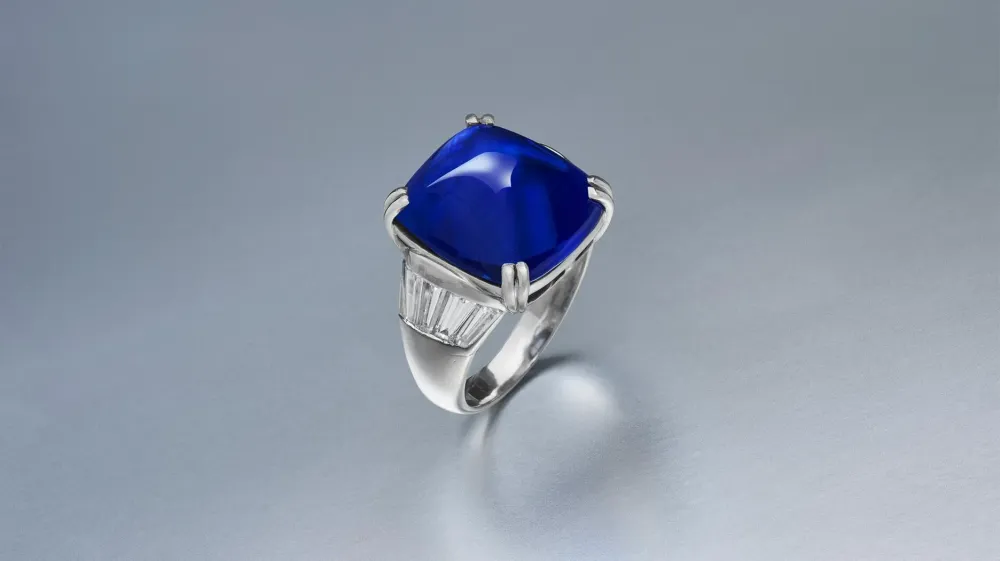 Редкие сапфиры и бриллианты на аукционе Christie's