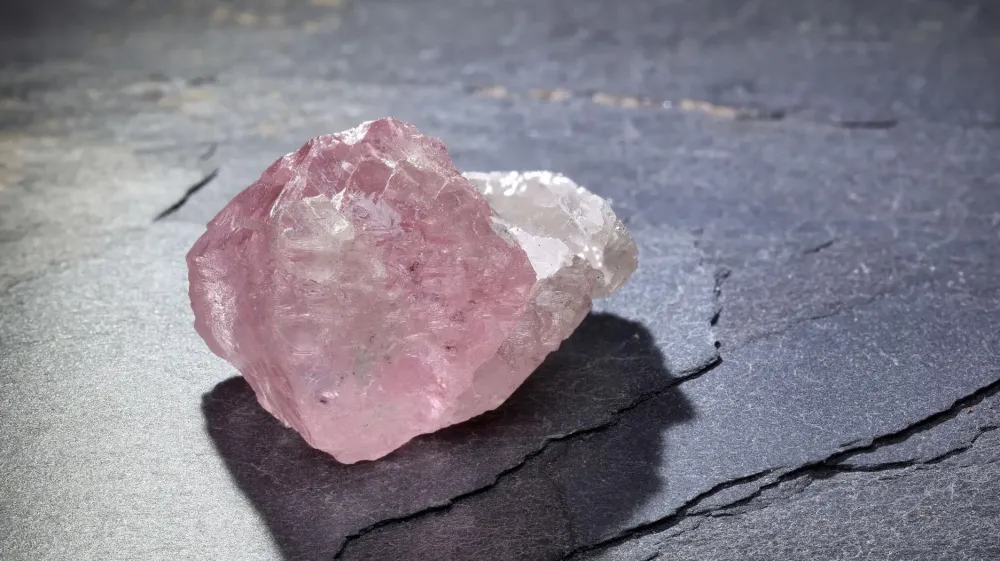 Редкий розовый бриллиант 37,42 карата найден в Ботсване