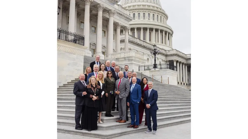 Торговые тарифы и борьба с преступностью: инициативы ювелиров США